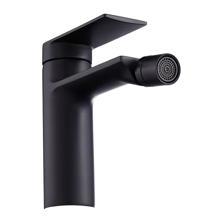 욕실 비데 수전이 현대식 욕실의 위생과 편안함을 어떻게 개선합니까?